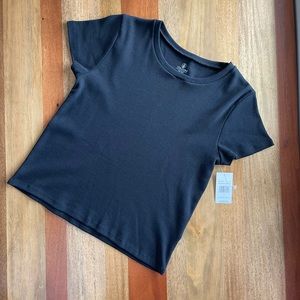 NWT Volcom Black Cotton Medium Baby Tee